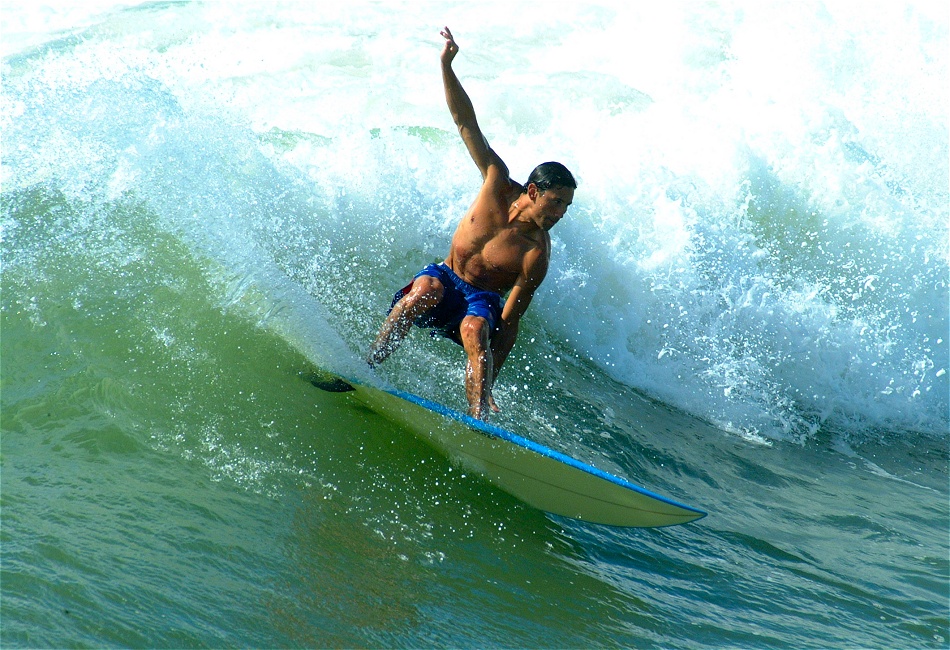 (25) Dscf1451 (bob hall surfers 2).jpg   (950x650)   311 Kb                                    Click to display next picture